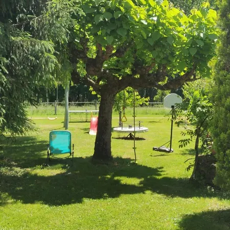 Holiday home Maison Familiale Pres De Avec Jardin, Jeux Pour Enfants, Wifi Et Animaux Acceptes - Fr-1-616-84 *