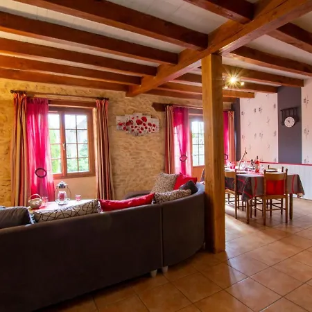 Holiday home Maison Familiale Pres De Avec Jardin, Jeux Pour Enfants, Wifi Et Animaux Acceptes - Fr-1-616-84