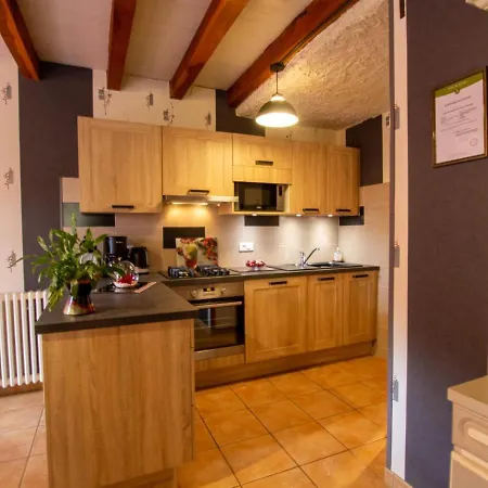 Maison Familiale Pres De Avec Jardin, Jeux Pour Enfants, Wifi Et Animaux Acceptes - Fr-1-616-84 Holiday home *