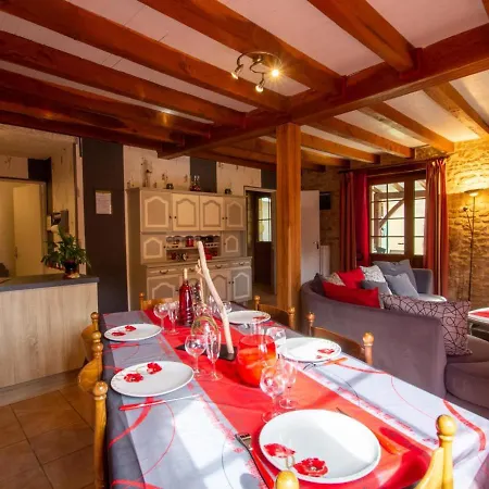 Holiday home Maison Familiale Pres De Avec Jardin, Jeux Pour Enfants, Wifi Et Animaux Acceptes - Fr-1-616-84